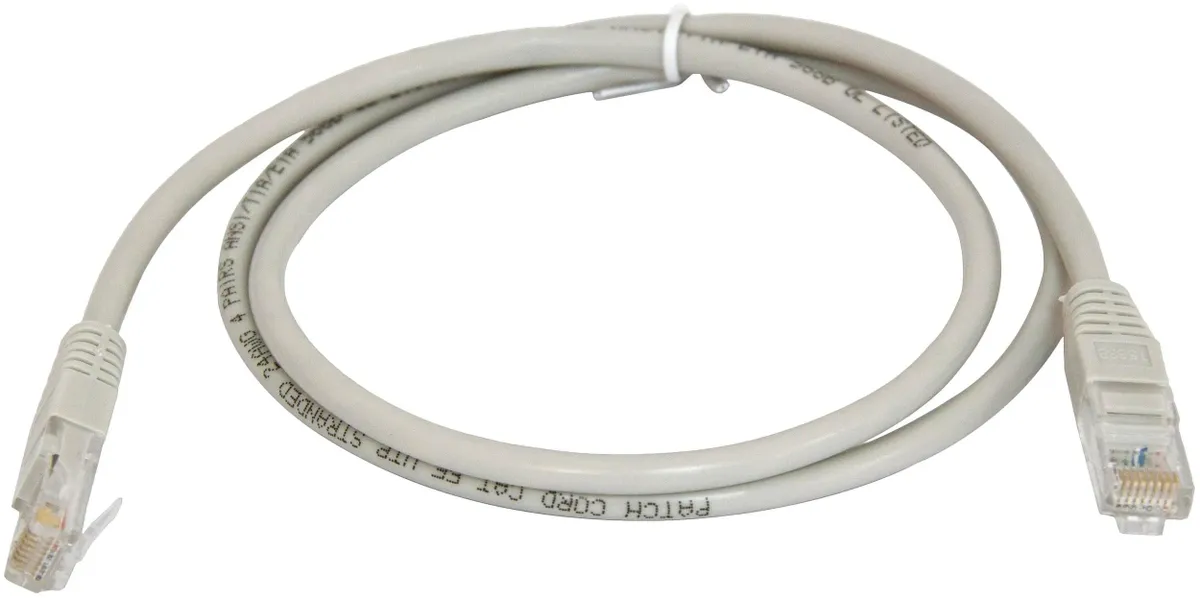 99672107-1dcd-44b4-9485-23ad1b9bb57b Патч-корд литой 1м Telecom UTP 5e — изображение 1